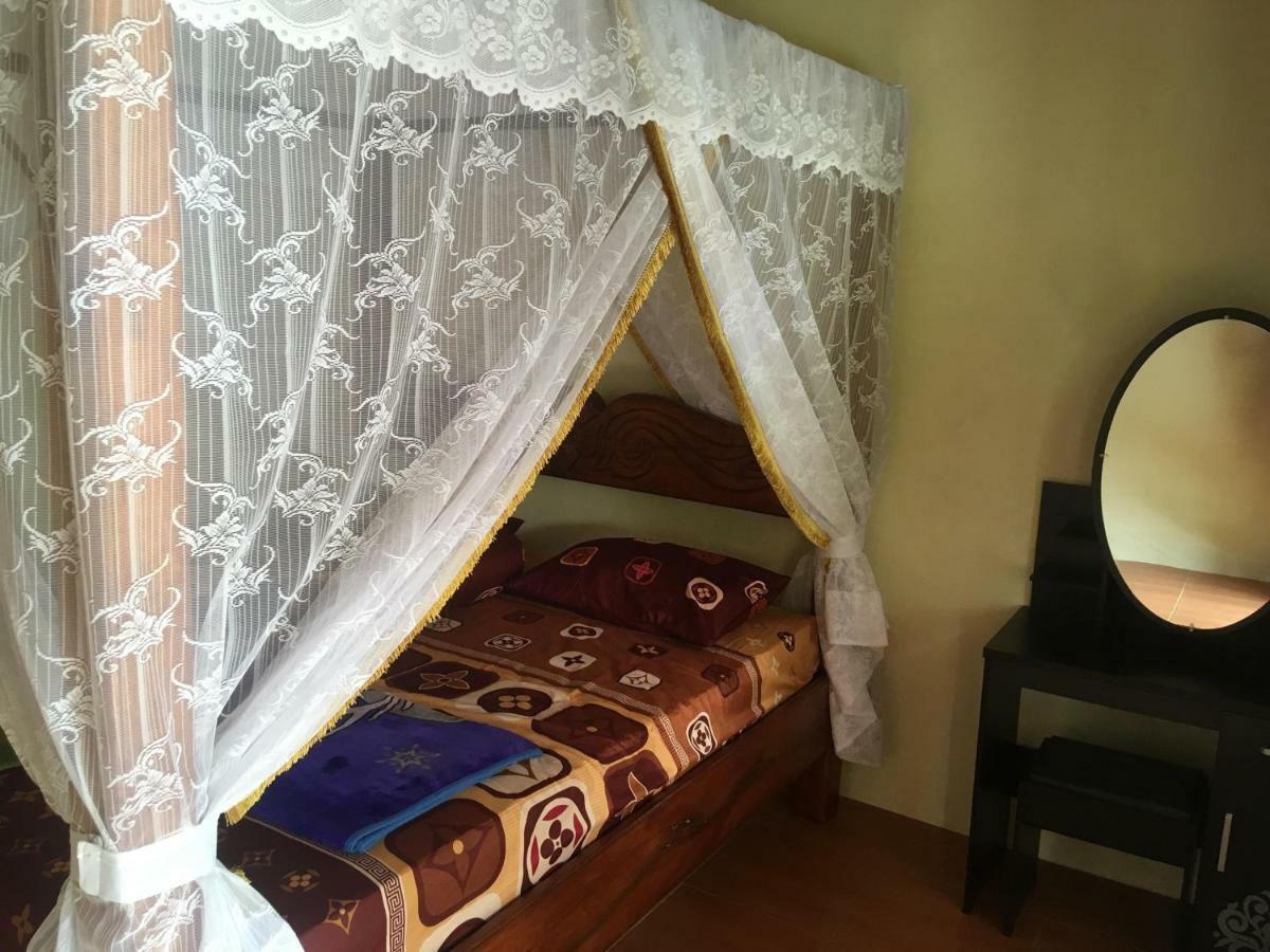 Sahnan Guest House Bukit Lawang Luaran gambar